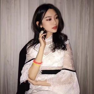 [new with tag] Self Portrait fine lace mini dress